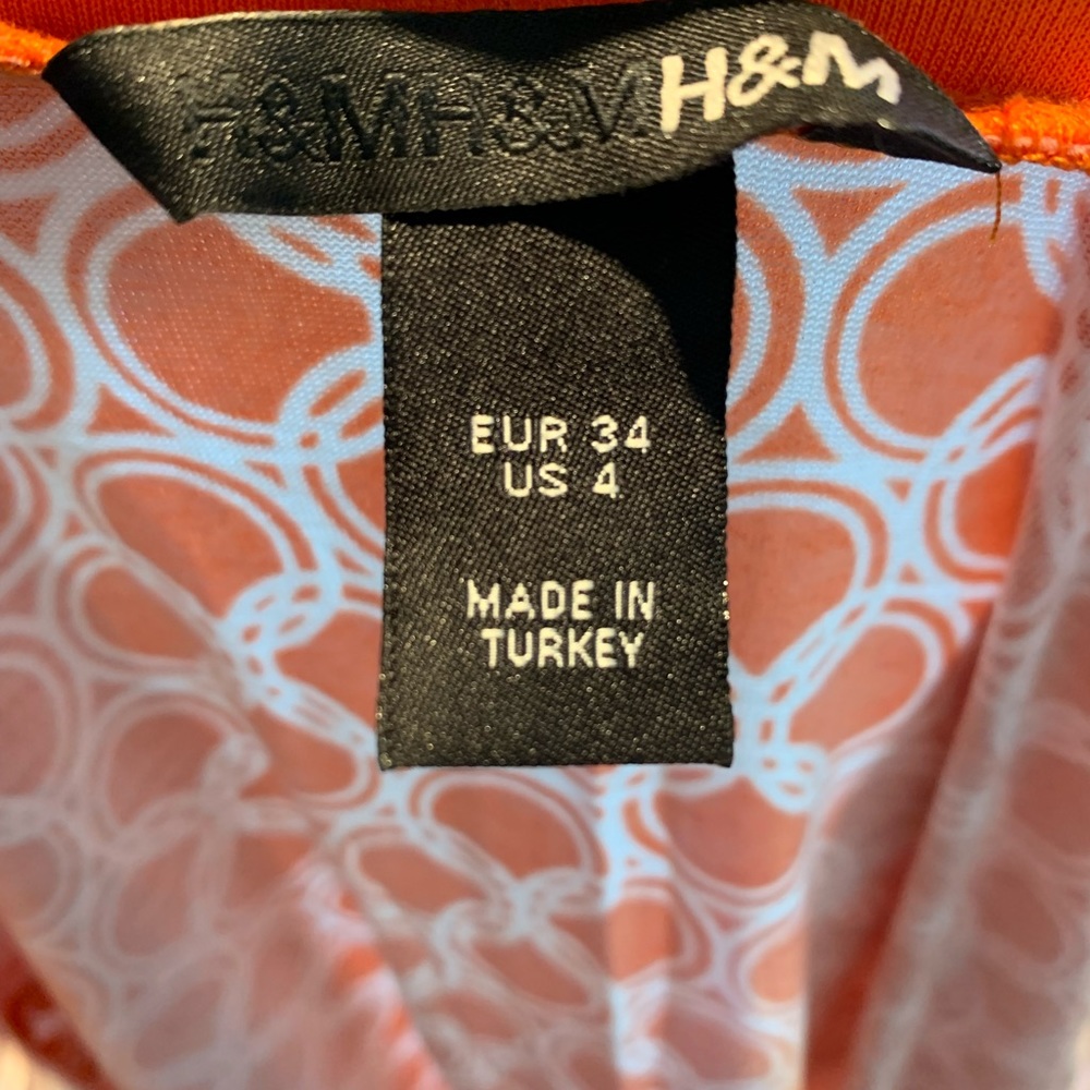 H&M Wrap Dress in Orange with white circles. - Picture 4 of 4